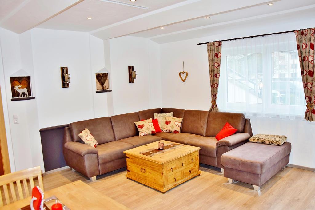 Tennladen Apartments Niederau Chambre photo